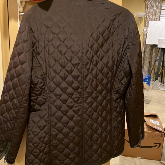 Lightweight jacket - Picture 2 of 4